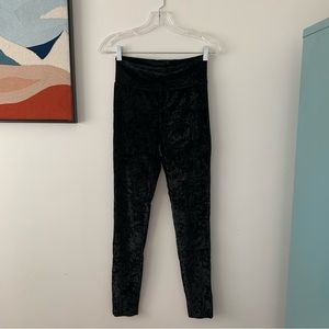 EXPRESS Small Black Crushed Velvet Leggings
